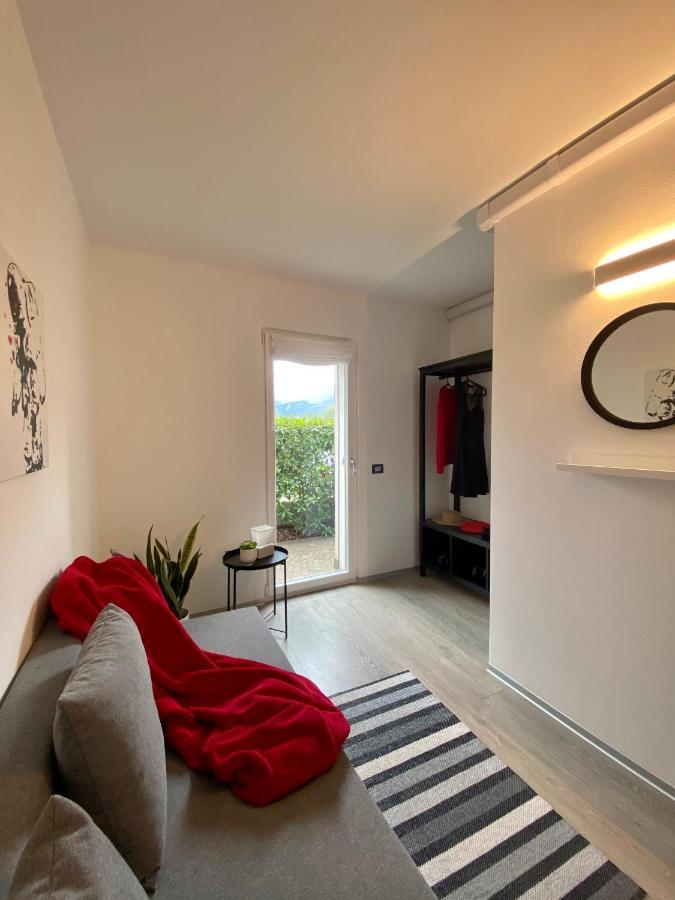 Appartamento Miranda Con Giardino Privato E Pool Eksteriør bilde