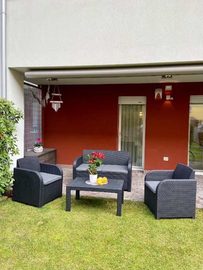 Appartamento Miranda Con Giardino Privato E Pool Eksteriør bilde